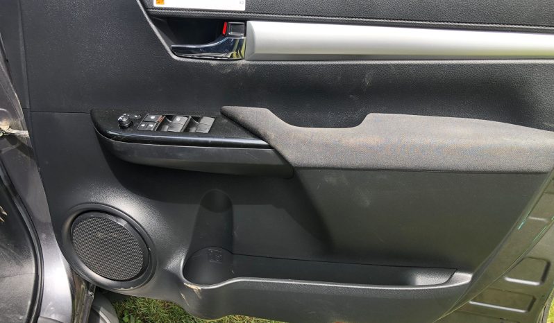 Toyota Hilux 2019 full