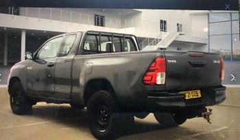 Toyota Hilux 2021 full