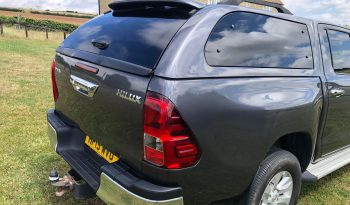 Toyota Hilux 2019 full