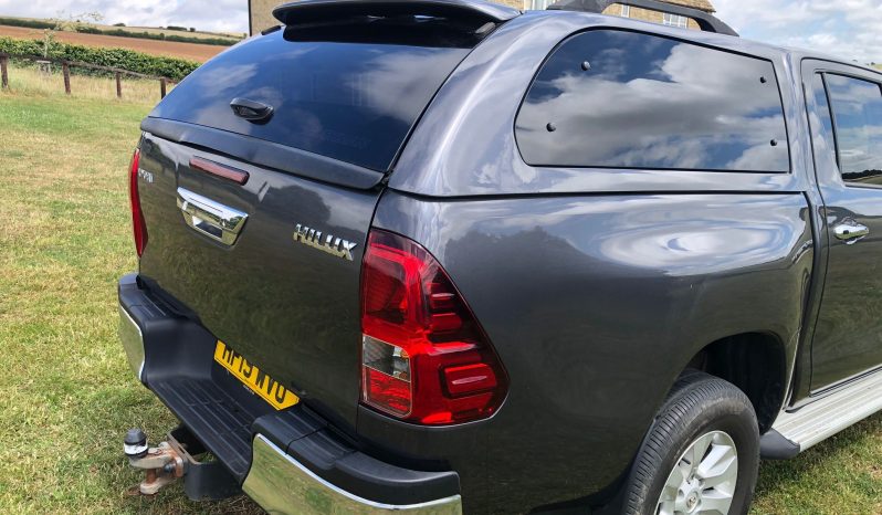 Toyota Hilux 2019 full