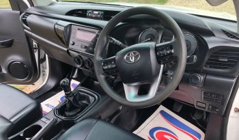Toyota Hilux 2020 full