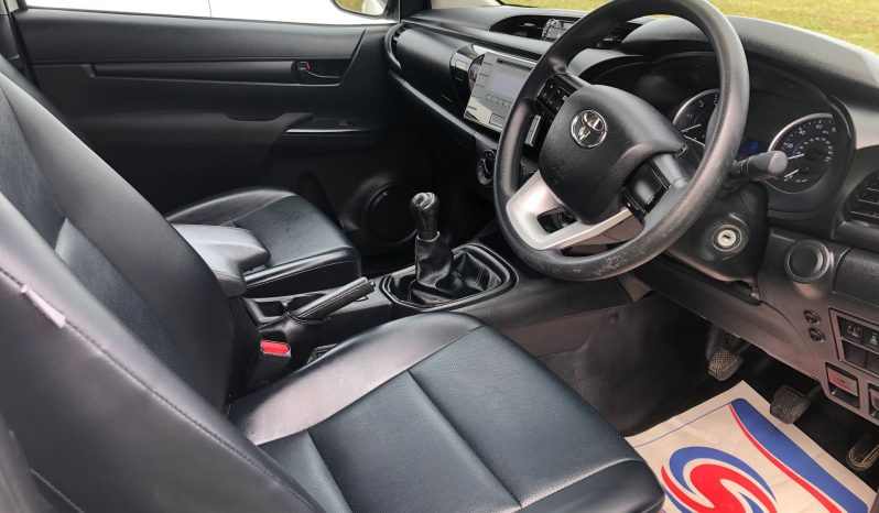 Toyota Hilux 2020 full