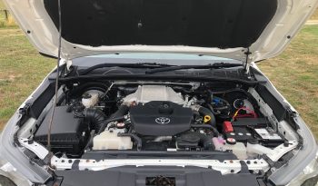Toyota Hilux 2020 full
