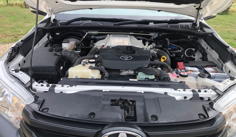 Toyota Hilux 2020 full