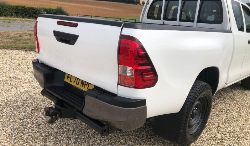 Toyota Hilux 2020 full