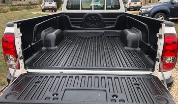 Toyota Hilux 2020 full