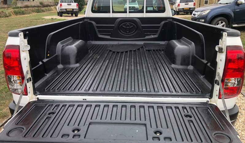 Toyota Hilux 2020 full