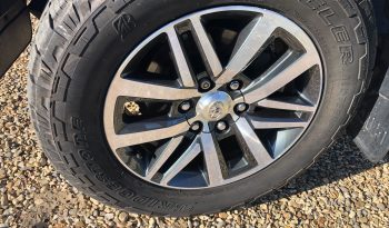 Toyota Hilux 2019 full