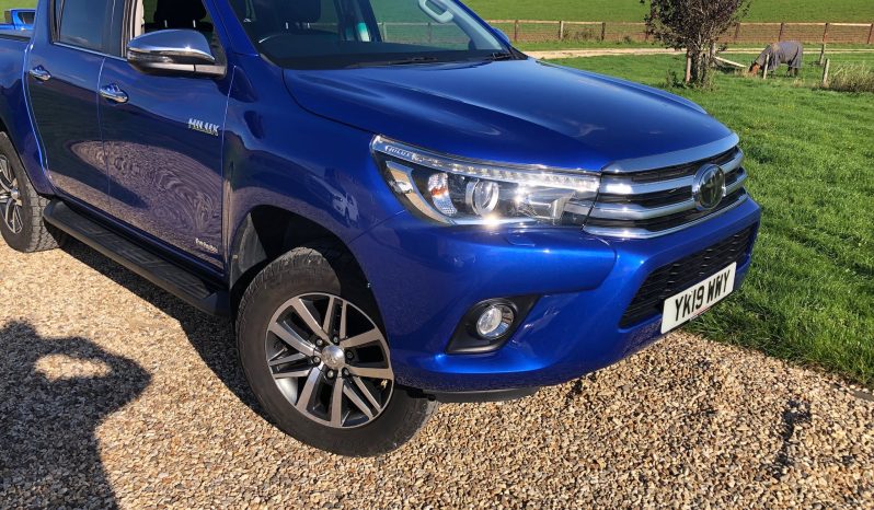 Toyota Hilux 2019 full
