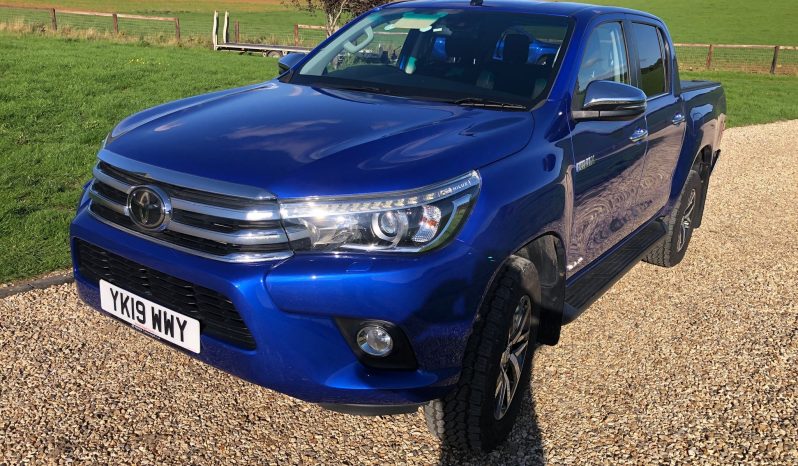 Toyota Hilux 2019 full