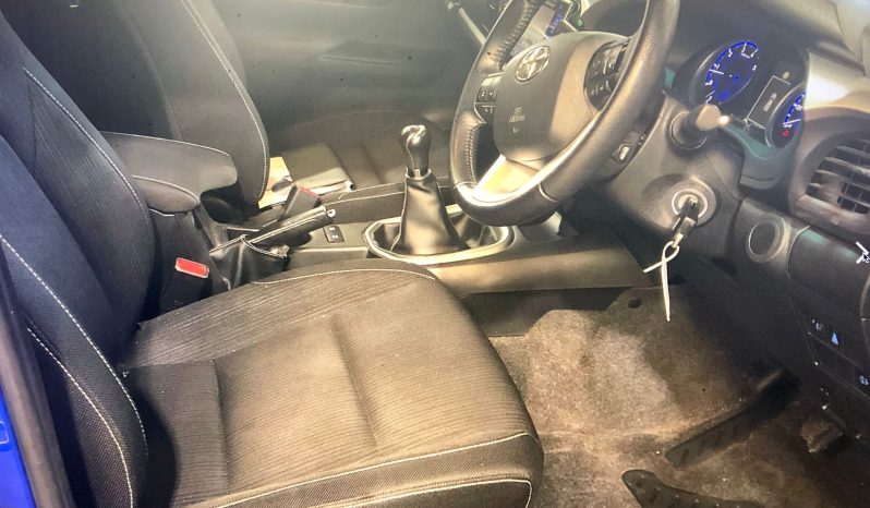 Toyota Hilux 2020 full