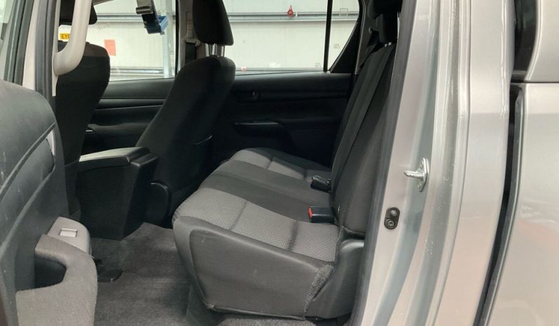 Toyota Hilux 2022 full