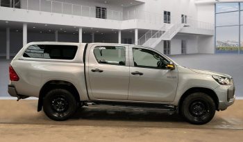 Toyota Hilux 2022 full