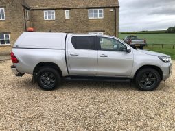 Toyota Hilux Double Cab Icon 2021
