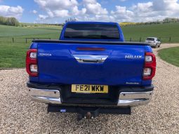 
										Toyota Hilux Invincible 2021 full									
