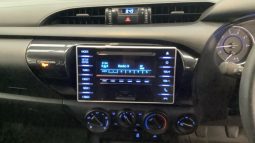 
										Toyota Hilux Extra Cab 2019 full									