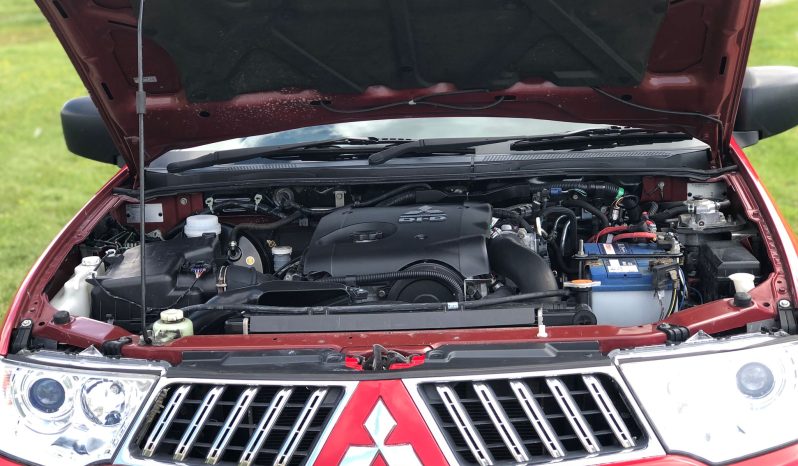
								Mitsubishi 4 Work Double Cab 2013 full									