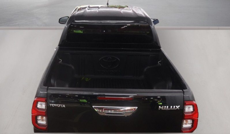 
								Toyota Hilux 2.8 Litre Invincible 2021 full									