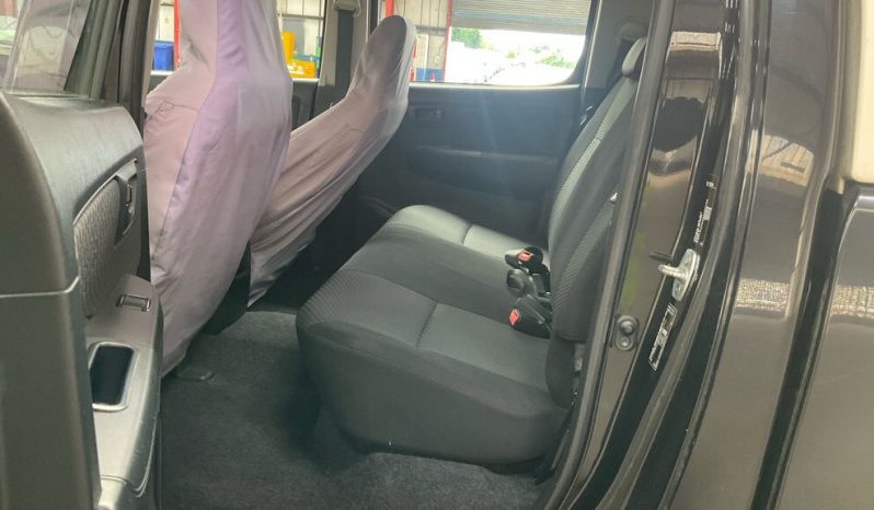 
								Toyota Hilux Double Cab 2014 full									