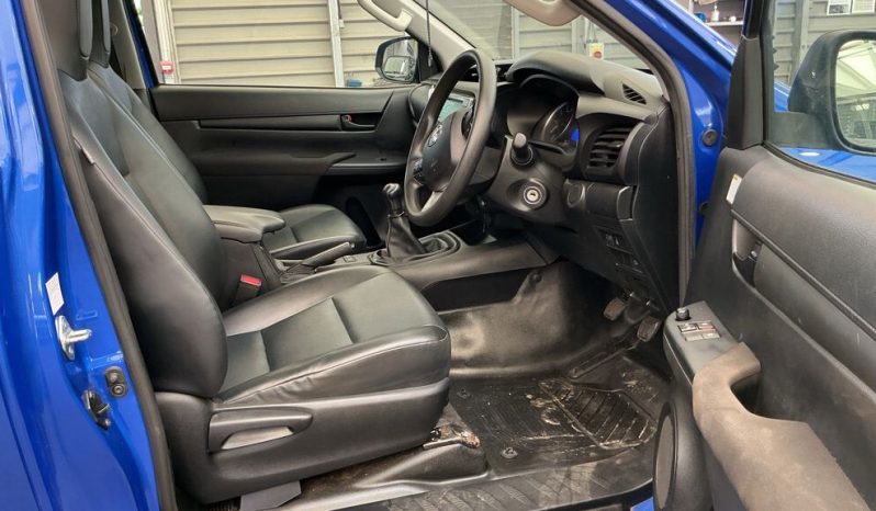 
								Toyota Hilux Extra Cab 2020 full									