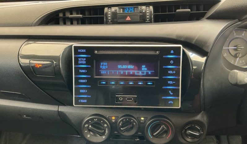 
								Toyota Hilux Extra Cab 2020 full									