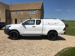 Toyota Hilux Extra Cab 2020