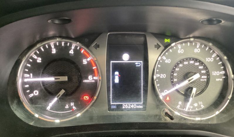 
								Toyota Hilux Active Double Cab 2022 full									