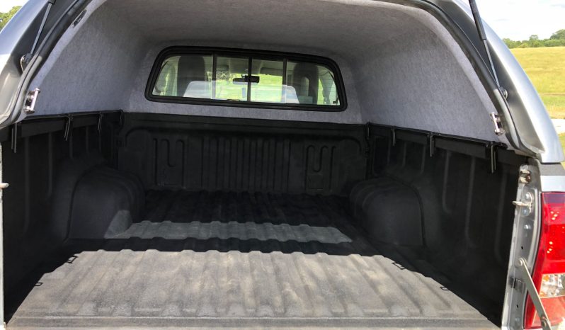 
								Toyota Hilux Extra Cab 2019 full									