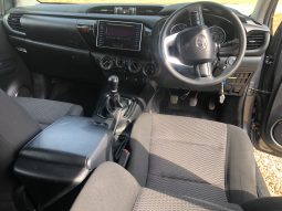 
										Toyota Hilux Double Cab 2019 full									