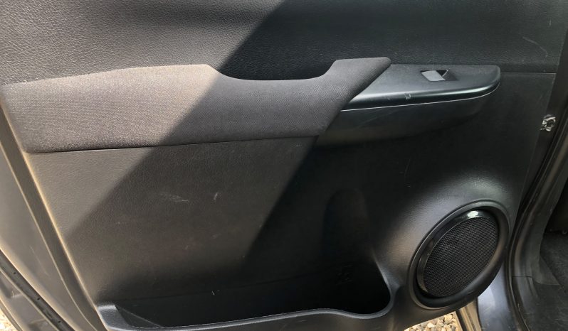 
								Toyota Hilux Double Cab 2019 full									
