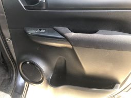
										Toyota Hilux Double Cab 2019 full									