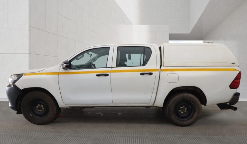 
								Toyota Hilux Active Double Cab 2020 full									