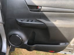 
										Toyota Hilux Active Double Cab 2017 full									