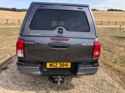 
										Toyota Hilux Double Cab 2019 full									