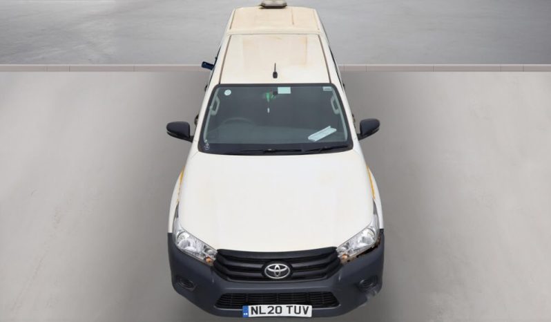 
								Toyota Hilux Active Double Cab 2020 full									