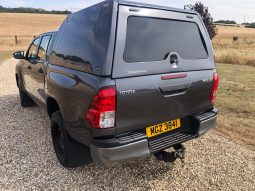 
										Toyota Hilux Double Cab 2019 full									