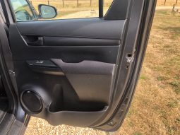 
										Toyota Hilux Double Cab 2019 full									