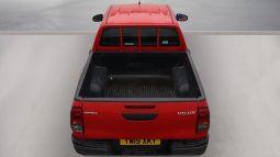 
										Toyota Hilux Double Cab 2019 full									