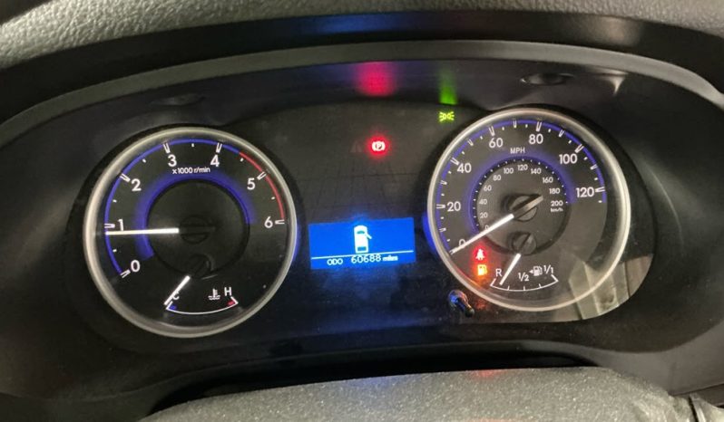 
								Toyota Hilux Double Cab 2019 full									