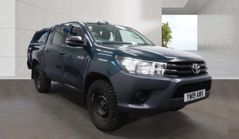 
								Toyota Hilux Double Cab 2019 full									
