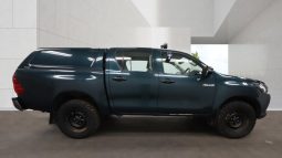 
										Toyota Hilux Double Cab 2019 full									