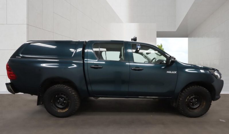 
								Toyota Hilux Double Cab 2019 full									