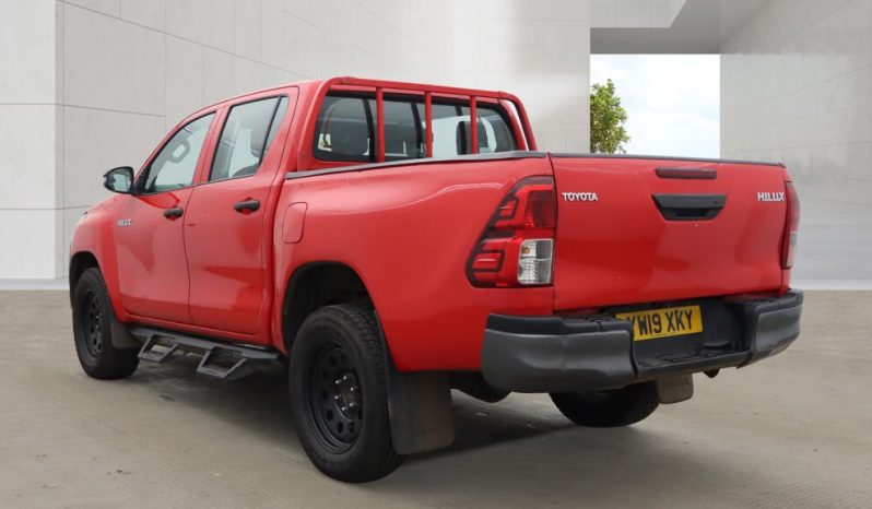 
								Toyota Hilux Double Cab 2019 full									