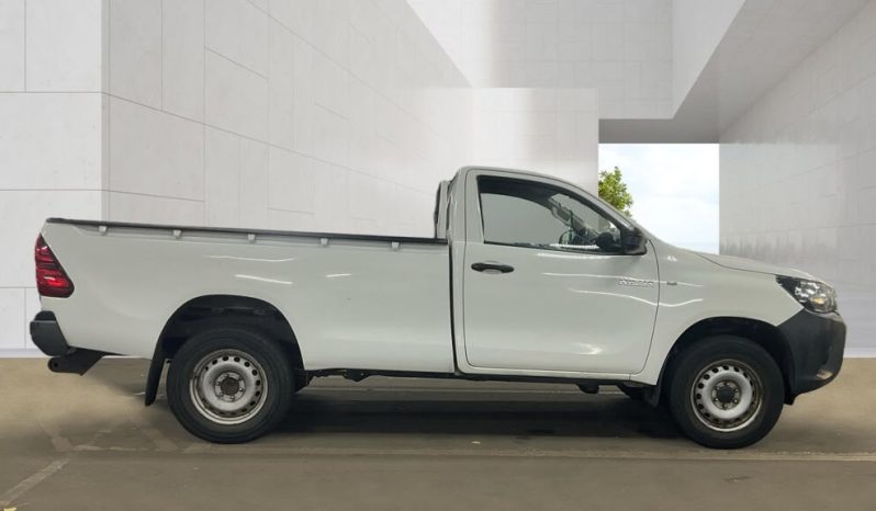
								Toyota Hilux Single Cab 2020 full									